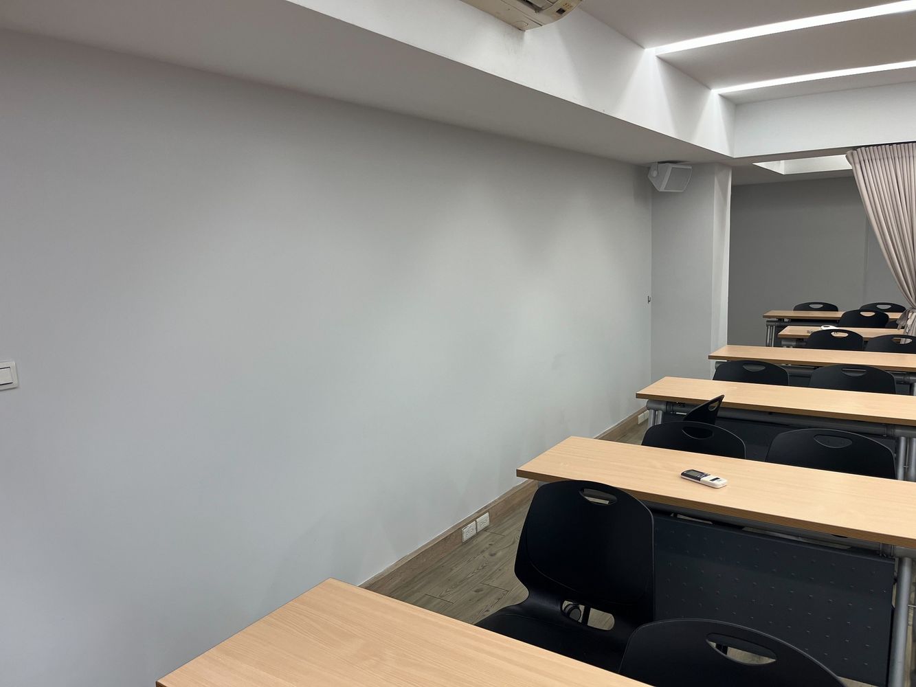 空間主牆翻新施作成果